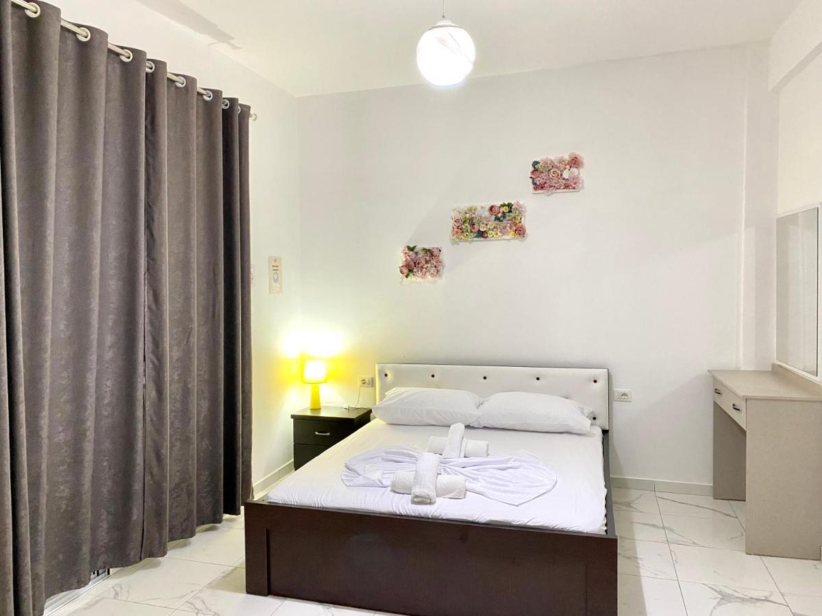 Apartmente Pamela Sarandë Exterior foto