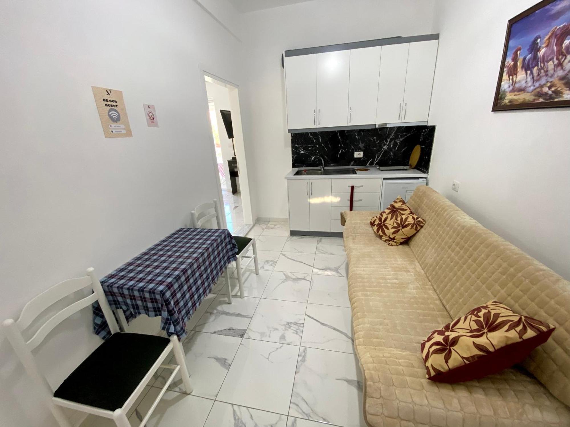 Apartmente Pamela Sarandë Exterior foto
