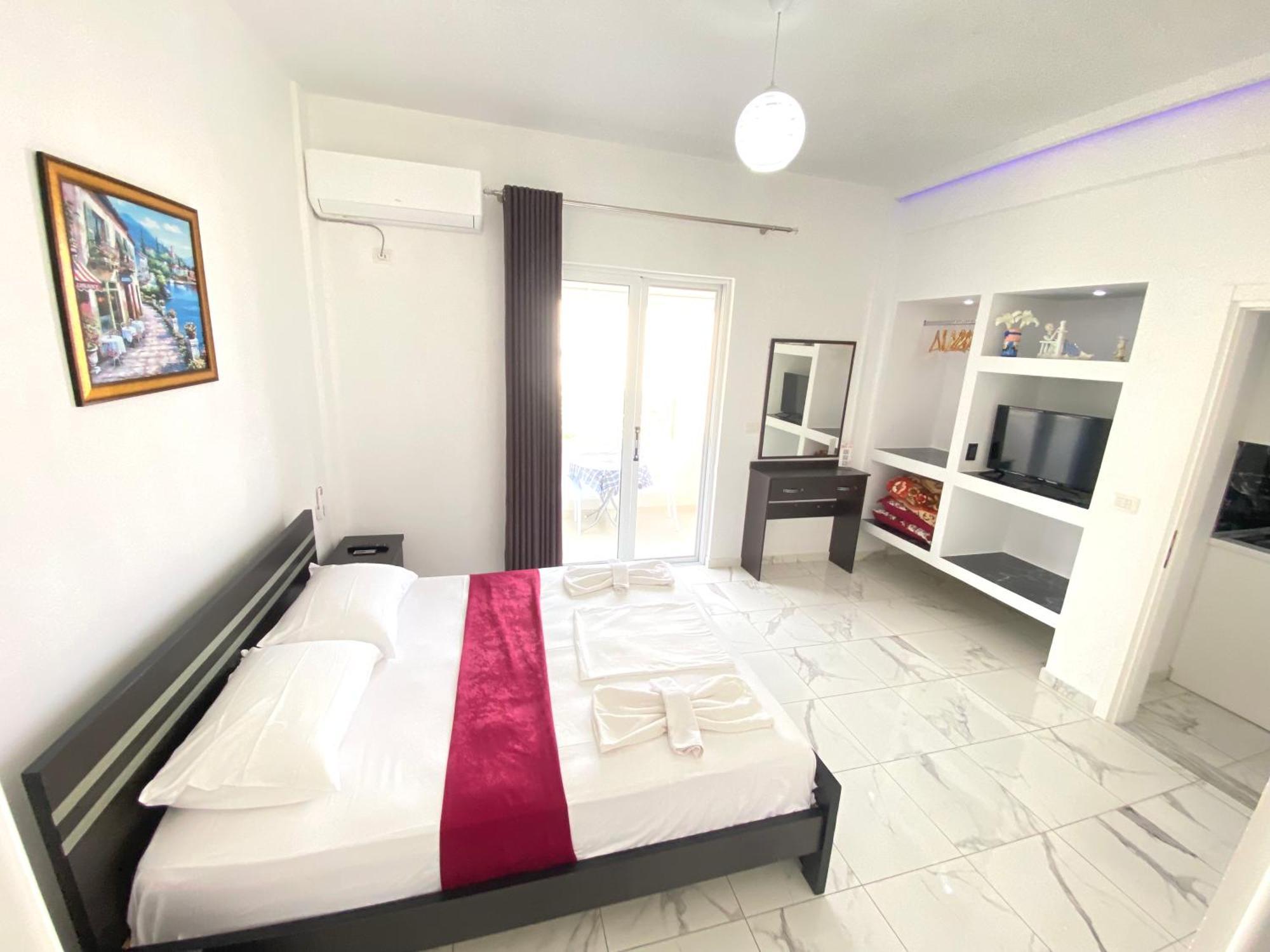 Apartmente Pamela Sarandë Exterior foto